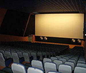 Torna la tassa sul cinema