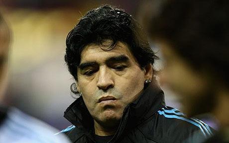 Equitalia: orecchino Maradona, base d’asta a 5.500 euro