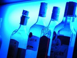 Scadenze fiscali: otto giorni per i depositi di alcole e bevande alcoliche
