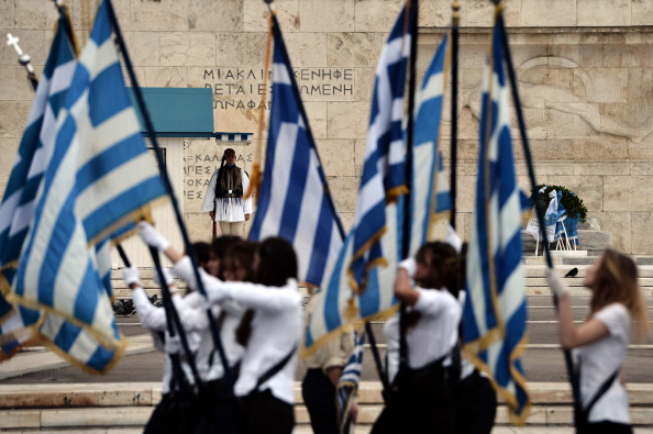 La Grecia vara altre misure straordinarie per combattere l'evasione fiscale